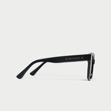 Load image into Gallery viewer, CRACKER-01