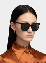 Load image into Gallery viewer, FRIDA.S-01
